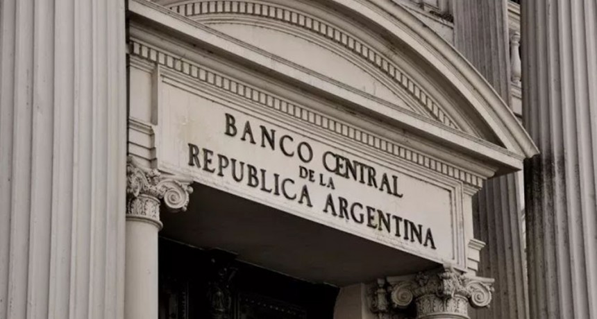 Más límites del Banco Central a productores de soja: quien vendió a $ 200 no podrá comprar dólares