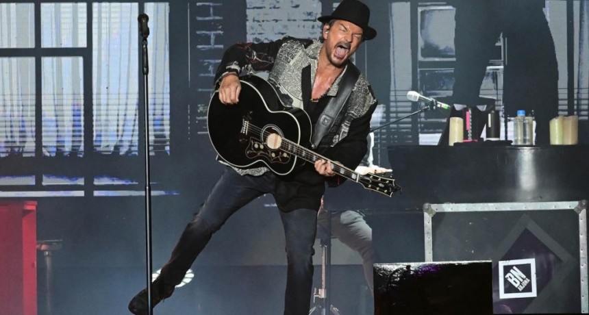 Arjona suspendió sus shows en Vélez por fuertes dolores de espalda