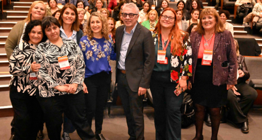 Julio Zamora participó en la XV Jornada Interinstitucional de Enfermería del Municipio