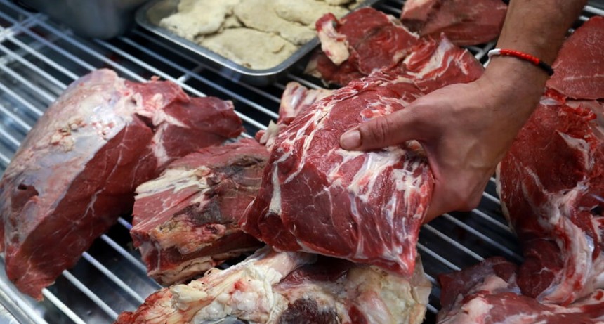 Hasta ahora, la carne vacuna ayudó a bajar la inflación: ¿llegó la hora de la suba de precios?