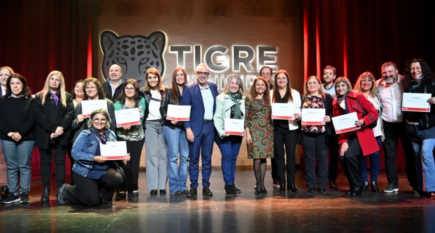 En el Día del Maestro, Julio Zamora reconoció la vocación y compromiso de docentes de Tigre
