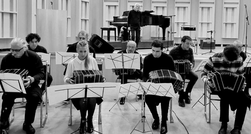 Ensamble de Bandoneones. Dirección: Néstor Marconi