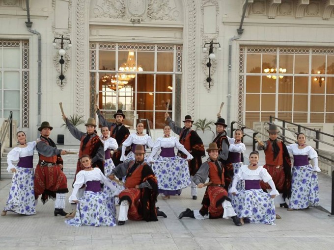 El Ballet de Arte Folclórico Argentino celebrará su 50° aniversario con un imponente show en el Teatro Niní Marshall