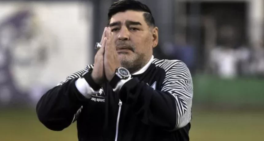 Declara un preparador físico en la causa por la muerte de Maradona