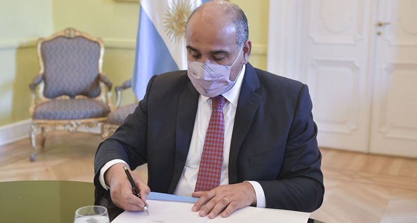 Manzur recibirá a representantes de la industria lechera y participará de un acto 