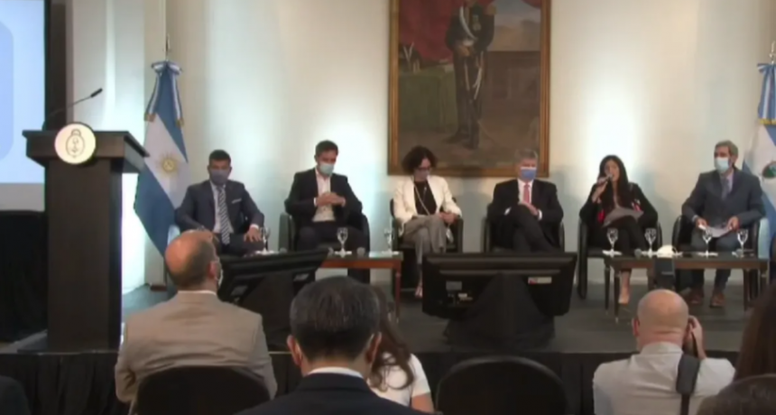 Cancillería presentó un plan de inversiones y comercio exterior de La Pampa