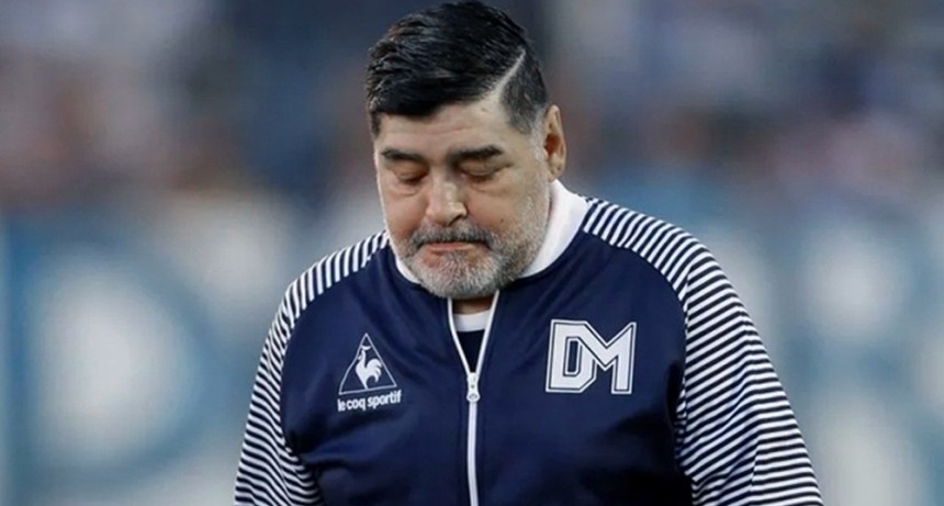 El asistente personal y un sobrino de Maradona complicaron a médicos y enfermeros