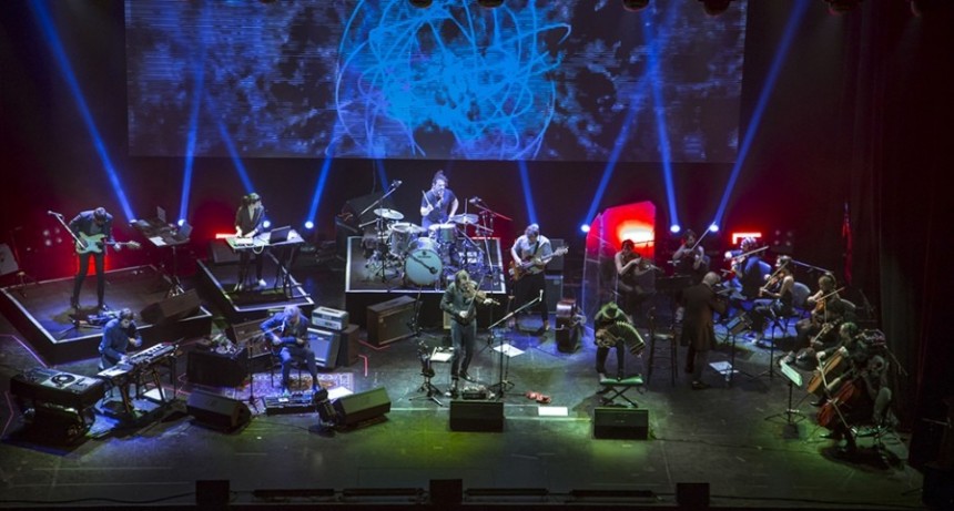 Bajofondo ofrecerá un concierto a beneficio en el Teatro Coliseo