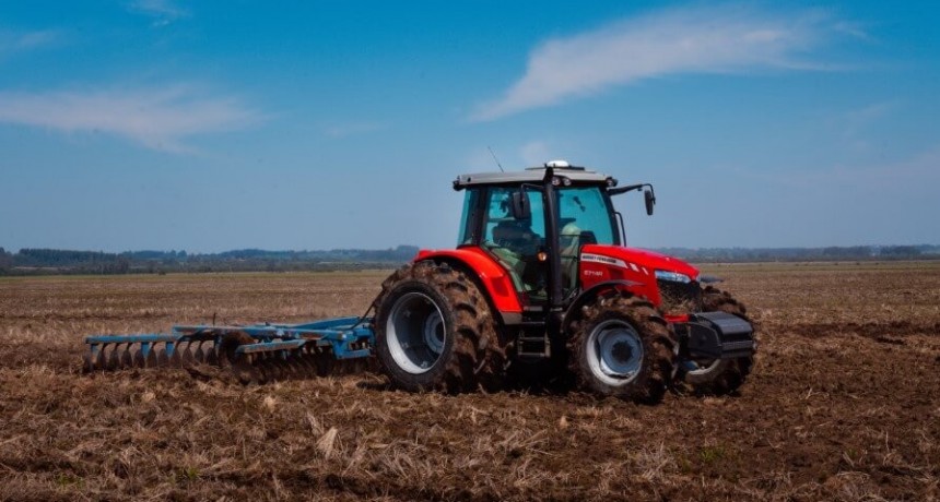 En el mano a mano para comprar fierros, los productores argentinos pagan más que los “farmers”