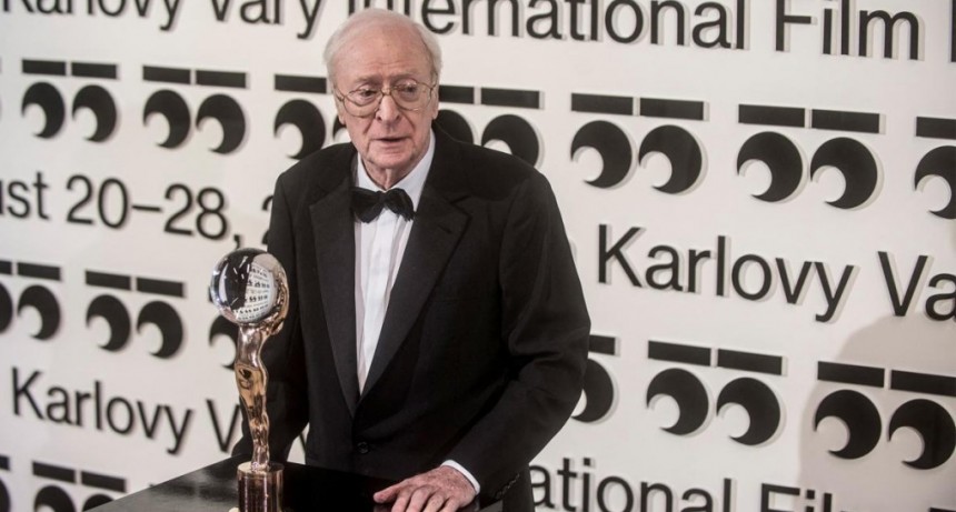 Michael Caine se retira del cine a los 90 años