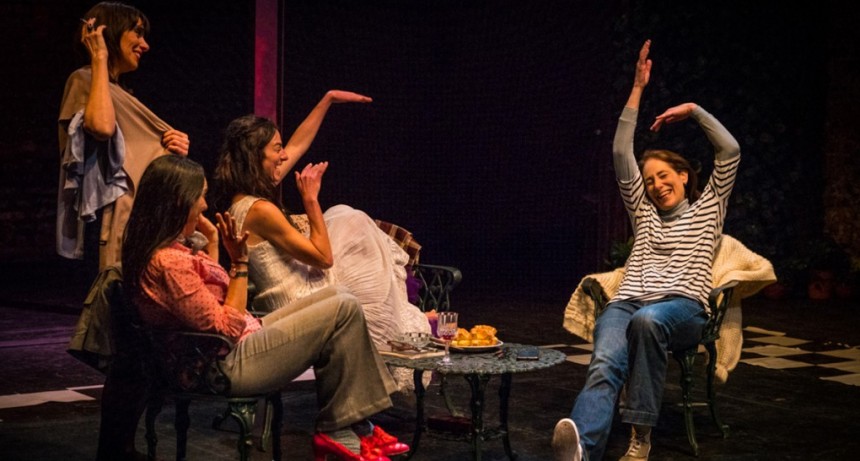 Aquellas mujeres, obra de Sebastián Irigo y Teresa Donato, en el CCK