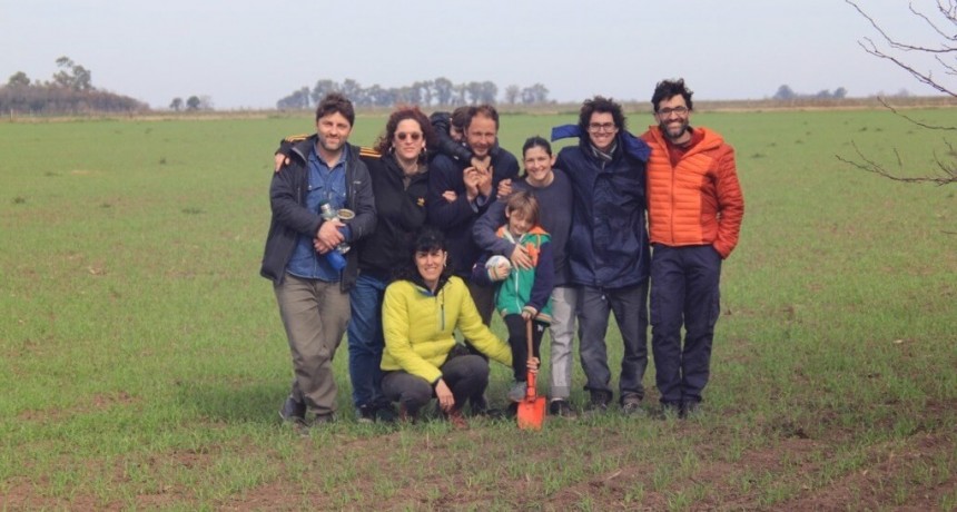 En plena zona núcleo, una “turba” de amigos amasa un planteo innovador: harinas agroecológicas