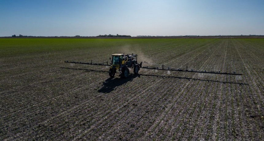 Con el aval de la Red BPA, impulsan una ley nacional para regular la aplicación de fitosanitarios