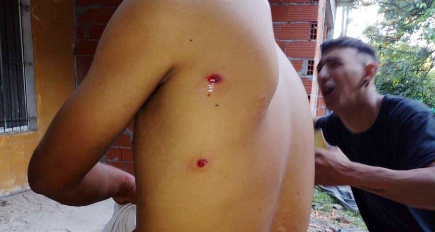 Denunciaron a 25 policías bonaerenses por reprimir a jóvenes en Escobar