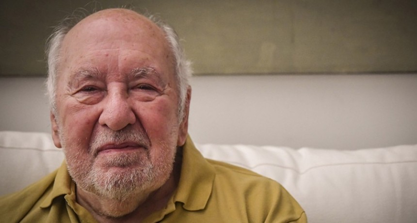 Adiós a un artista incomensurable: Guillermo Roux, el pintor de las muchas vidas