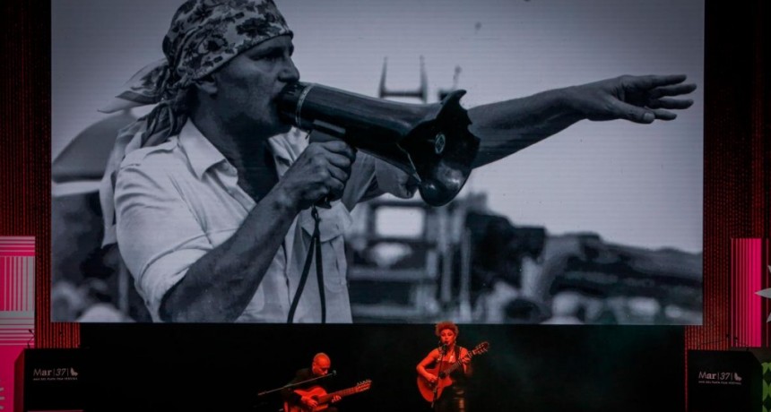 Leonardo Favio fue el gran protagonista de la gala de apertura del Festival de Mar del Plata