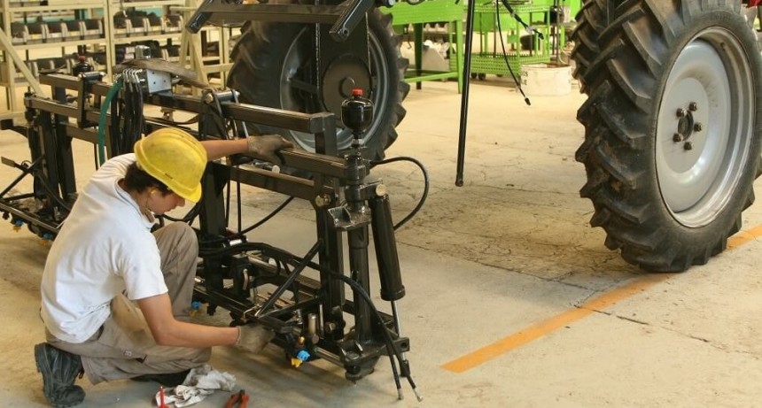 Tras el bajón de ventas, la maquinaria agrícola renueva expectativas con los nuevos créditos del Gobierno