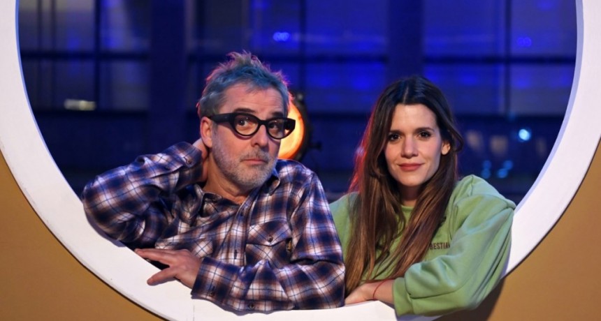 Mex y Violeta Urtizberea en la segunda temporada de “Futuralia“