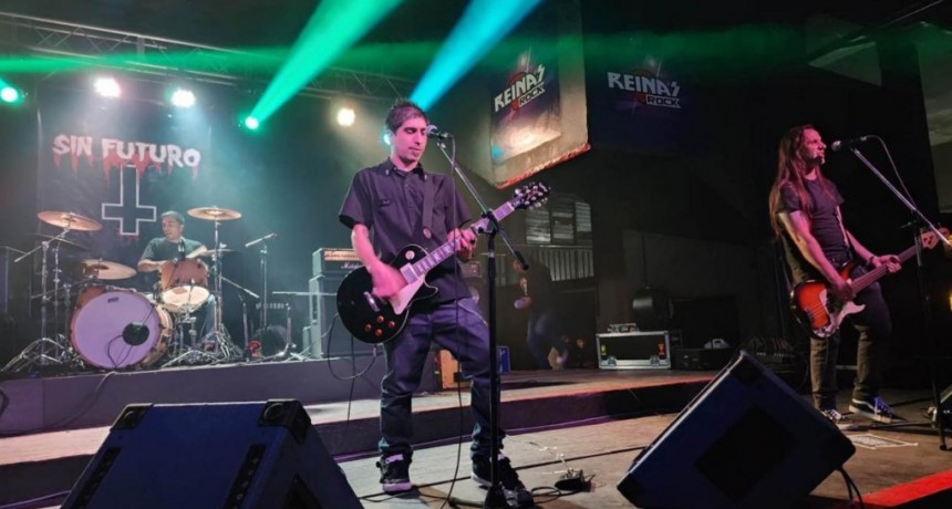 La banda de punk hi fi Sin Futuro despide el 2023 el sábado en Tucumán de Quilmes