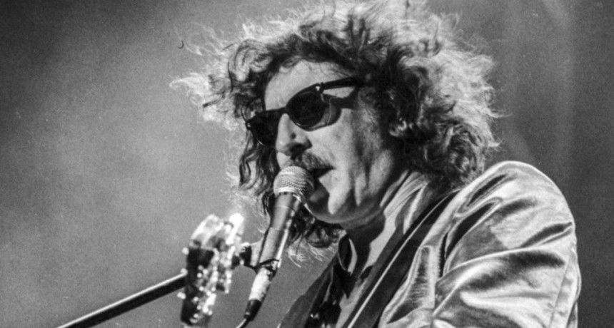 A 40 años del disco con el que Charly sorteó la grieta generacional en el rock argentino