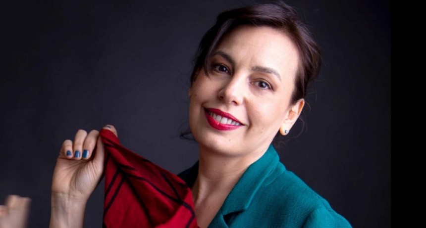 La cantante Cecilia Pahl y el acordeonista Boloque, en Raíz Litoral