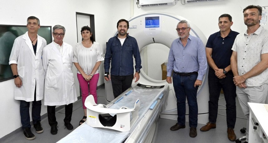 Julio Zamora y Nicol&aacute;s Kreplak presentaron el nuevo tom&oacute;grafo del Hospital Magdalena V. de Mart&iacute;nez de General Pacheco