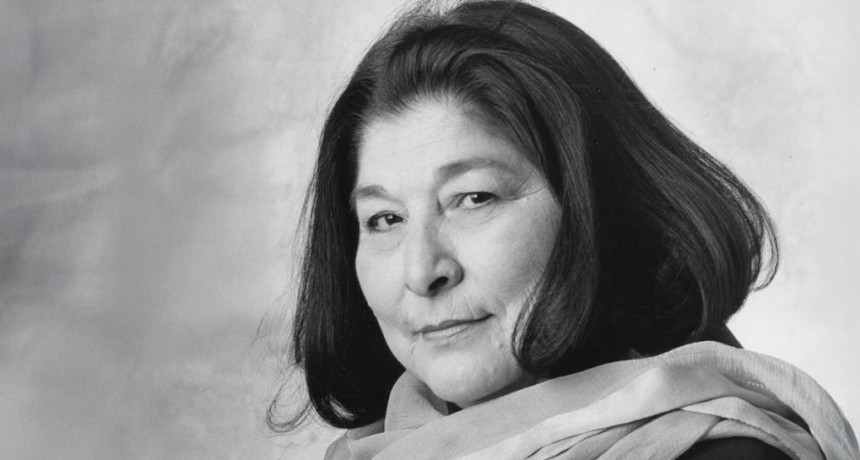 Esenciales: Mercedes Sosa. Cantora de los pueblos