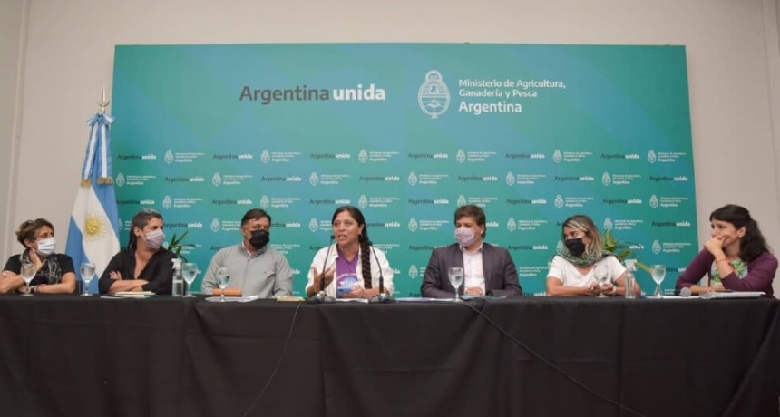 Ministerio de Agricultura financiar&aacute; proyectos de mujeres rurales