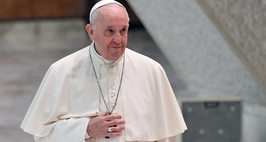 Francisco cumple 85 años y recibirá a refugiados de Asia y Áfica