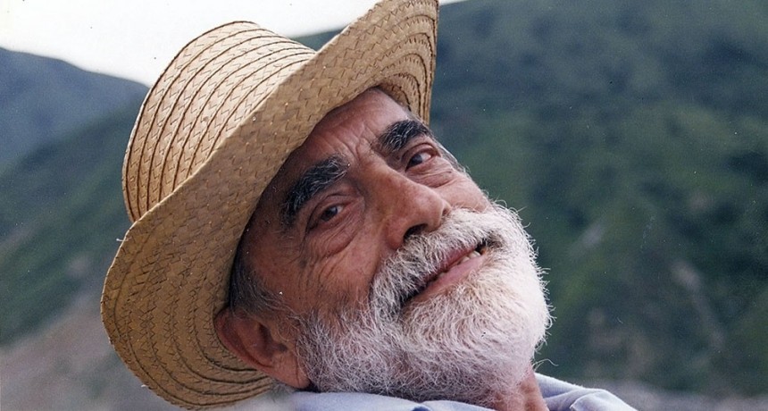 Confusión sobre el lugar donde descansan los restos del reconocido “Cuchi” Leguizamón