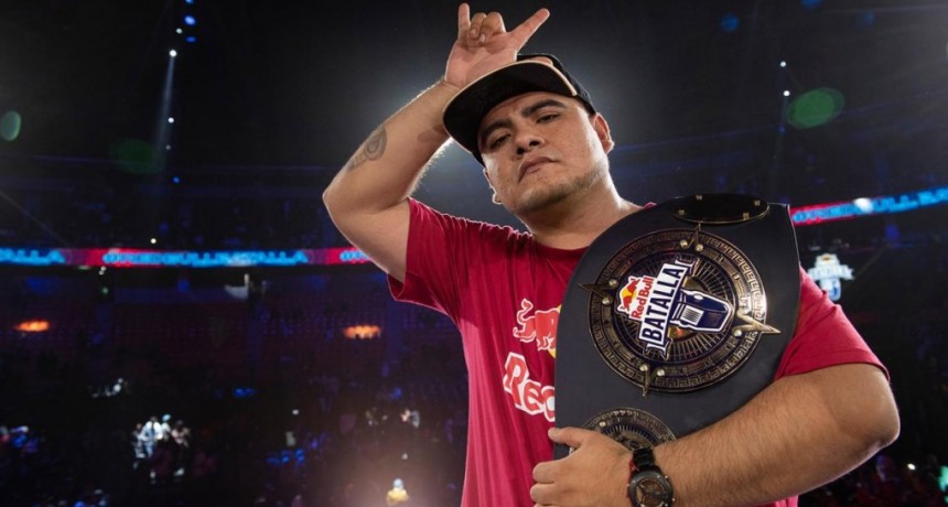 Aczino se convirtió en el tricampeón de la Red Bull Batalla Internacional