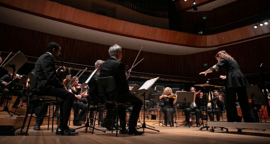 Guillermo Fernández, Cristian Zárate y ALPA, con la Orquesta Nacional de Música Argentina “Juan de Dios Filiberto”