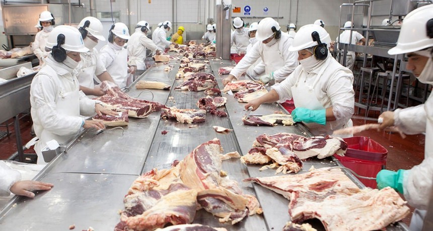 La cadena bovina mira a China y al clima para diagramar las exportaciones 2023