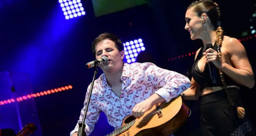 La Sole y Nahuel Pennisi emocionaron al folklore con un homenaje que toca el alma