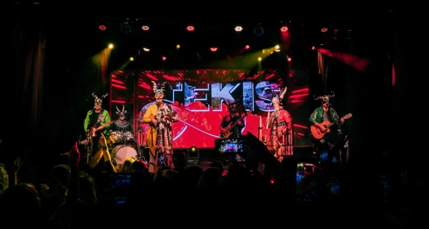 Los Tekis anuncian su Carnaval 2026 y renuevan la tradición con un show vibrante en La Trastienda